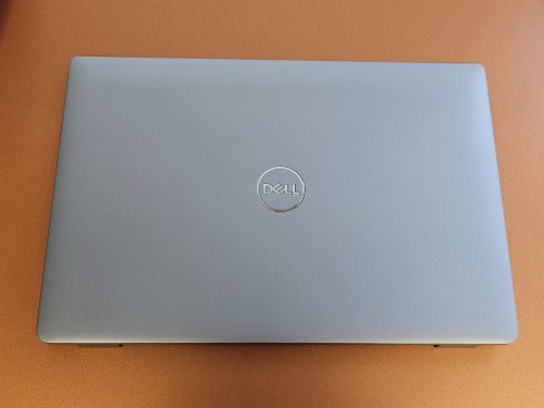 Dell Latitude 5420, 5430  gyári új ezüst kijeltő hátlap