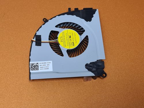 DE33A - CPU hűtőventilátor Inspiron 15  5576, 5577, 7557, 7559 (0RJX6N)