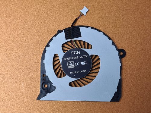 DE34B - VGA hűtőventilátor Inspiron G7 7577, 7588, G5 5587, P72F (DFS541105FC0T)